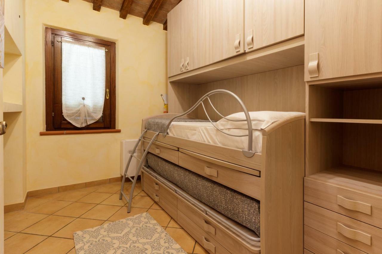 Borgo Dei Gigli Villa Lamporecchio Buitenkant foto